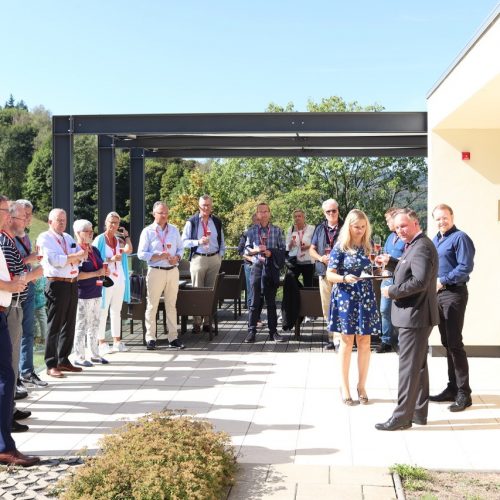 Wempe Glashütte Gunter Teuscher begrüßt die Gäste auf der Sternwarte hoch über Glashütte.