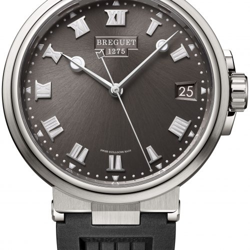 Die Marine 5517 von Breguet in Titan mit Kautschukband Die Marine 5517 von Breguet in Titan mit Kautschukband.