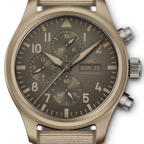 Der Pilot’s Watch Chronograph Top Gun Edition »Mojave Desert« ist die erste Uhr mit einem Gehäuse aus sandfarbener Keramik. Der Pilot’s Watch Chronograph Top Gun Edition »Mojave Desert« ist die erste Uhr mit einem Gehäuse aus sandfarbener Keramik.