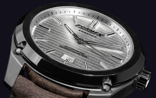 Der Essence Silver Chronometer von Formex.