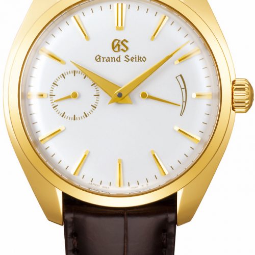 Ab Juli 2019 wird eine vierte Ausführung mit einem Gehäuse aus 18 Karat Gelbgold die Grand Seiko Kollektion ergänzen, die in Seiko Boutiquen und bei ausgewählten Handelspartnern erhältlich ist. Ab Juli 2019 wird eine vierte Ausführung mit einem Gehäuse aus 18 Karat Gelbgold die Grand Seiko Kollektion ergänzen, die in Seiko Boutiquen und bei ausgewählten Handelspartnern erhältlich ist.