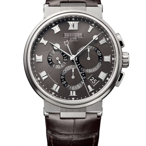 Der Breguet Marine Chronograph 5527 in Titan mit Alligatorlederband. Der Breguet Marine Chronograph 5527 in Titan mit Alligatorlederband.
