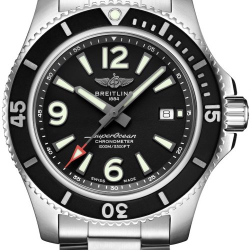 Die Superocean 44 von Breitling mit schwarzem Zifferblatt und Edelstahlarmband, 3.900 Euro. Die Superocean 44 von Breitling mit schwarzem Zifferblatt und Edelstahlarmband, 3.900 Euro.