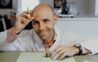 Stefan Kudoke an seinem Arbeitsplatz