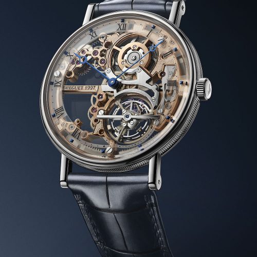 Das Classique Tourbillon Extra-Plat Squelette 5395 von Breguet im Platingehäuse. Das Classique Tourbillon Extra-Plat Squelette 5395 von Breguet im Platingehäuse.