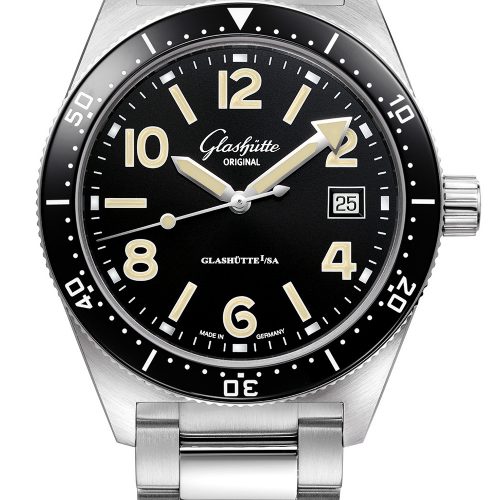 Die SeaQ von Glashütte Original mit Edelstahlarmband. Die SeaQ von Glashütte Original mit Edelstahlarmband.