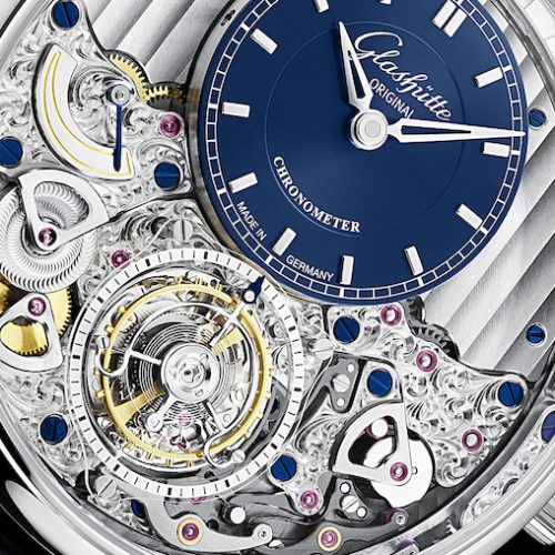 Das Tourbillon des Senator Chronometer von Glashütte Original ist fliegend gelagert. Das Tourbillon des Senator Chronometer von Glashütte Original ist fliegend gelagert.