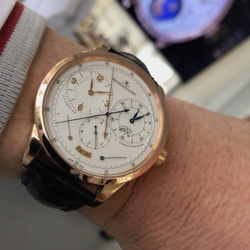 Die Duomètre von Jaeger-LeCoultre am Handgelenk. Die Duomètre von Jaeger-LeCoultre am Handgelenk.