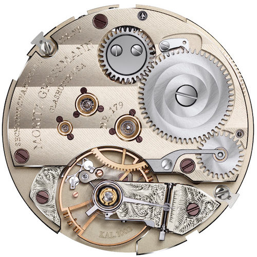 Das Manufakturkaliber 100.2 besitzt 26 Steine, davon drei in verschraubten Goldchatons. Das Manufakturkaliber 100.2 besitzt 26 Steine, davon drei in verschraubten Goldchatons.