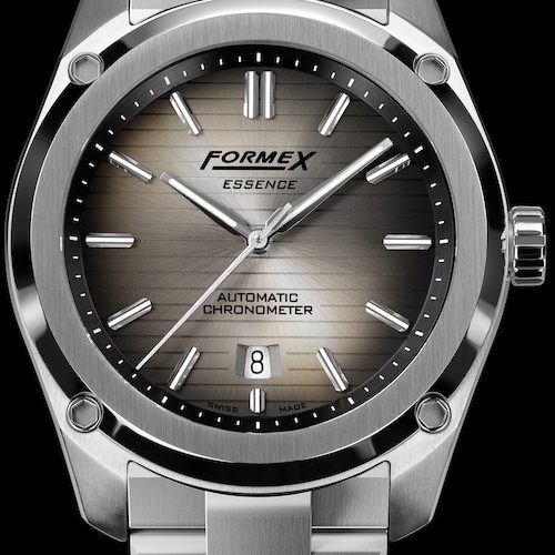 Die Formex Essence Degradee hat einen Farbverlauf von Silber nach Schwarz von innen nach außen. Die Formex Essence Degradee hat einen Farbverlauf von Silber nach Schwarz von innen nach außen.