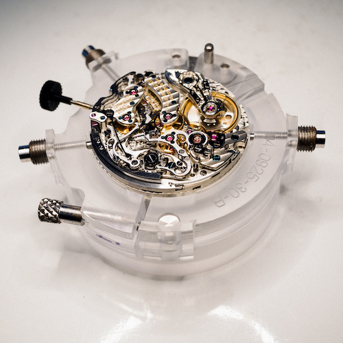 Das Datographenwerk unter dem Mikroskop. Das Datographenwerk unter dem Mikroskop.