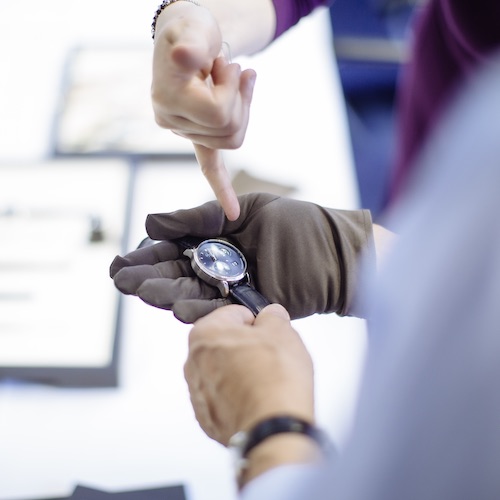 Erläuterungen zur Kollektion gibt es aus erster Hand. Erläuterungen zur Kollektion gibt es aus erster Hand.