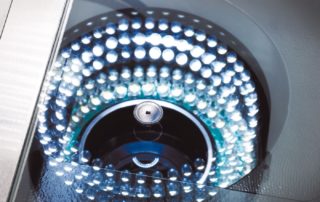 Qualitätskontrolle bei Breitling in der Chronometrie in La Chaux-de-Fonds.