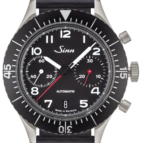 Die Sinn 158 am schwarzen Vintagelederband. Die Sinn 158 am schwarzen Vintagelederband.