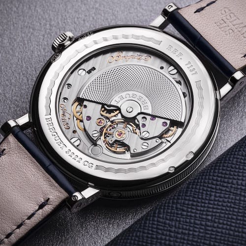 Auch der Rotor des Automatikkalibers 502.3 ist guillochiert. Auch der Rotor des Automatikkalibers 502.3 ist guillochiert.