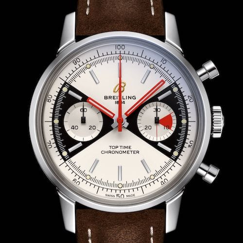 Das Zifferblatt der Breitling Top Time wird von Sammlern als »Zorro« bezeichnet. Das Zifferblatt der Breitling Top Time wird von Sammlern als »Zorro« bezeichnet.