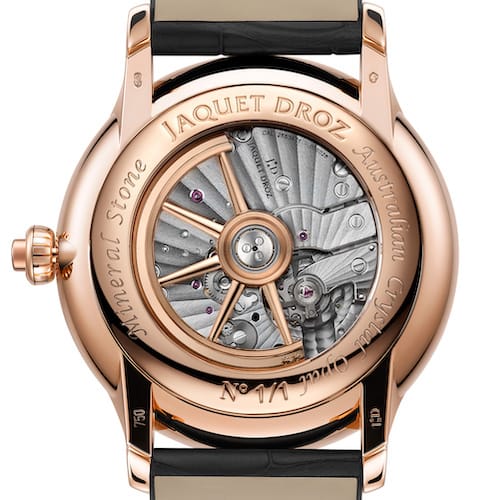 Die Loving Butterfly von Jaquet Droz besitzt ein Automatikwerk mit Siliziumspirale. Die Loving Butterfly von Jaquet Droz besitzt ein Automatikwerk mit Siliziumspirale.