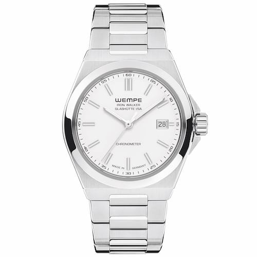 Das integrierte Edelstahlarmband besitzt eine Faltschließe mit Sicherheitsbügel. Das integrierte Edelstahlarmband besitzt eine Faltschließe mit Sicherheitsbügel.