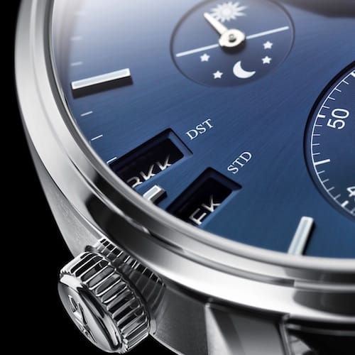 Glashuette-Original-1-89-02-05-02-30-Senator-Cosmopolite-Blau-Sommerzeitanzeige Auch Zeitzonen mit Sommerzeiten beherrscht die Senator Cosmopolite von Glashütte Original.