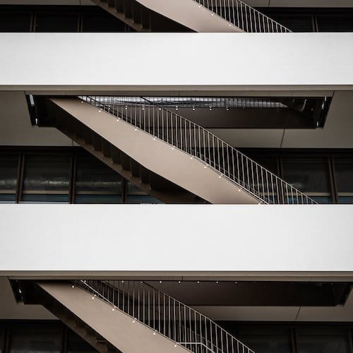 Patek-Philippe-Manufakturgebaeude-Treppenhaus Die Treppen sollen an New Yorker Feuerleitern erinnern.