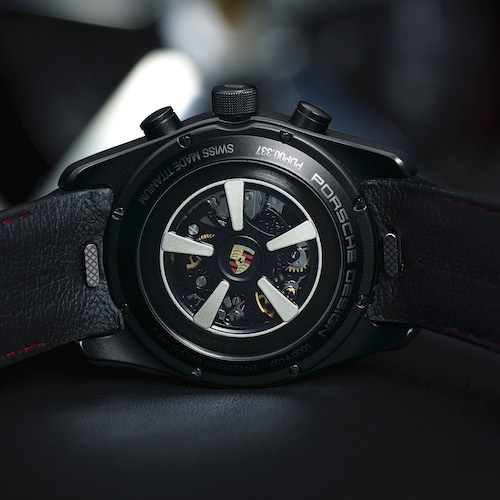 Porsche-Design-Custom-built-Timepieces-911-Boden Auch das Porsche-Wappen ist auf Wunsch als Miniaturlackierung erhältlich.