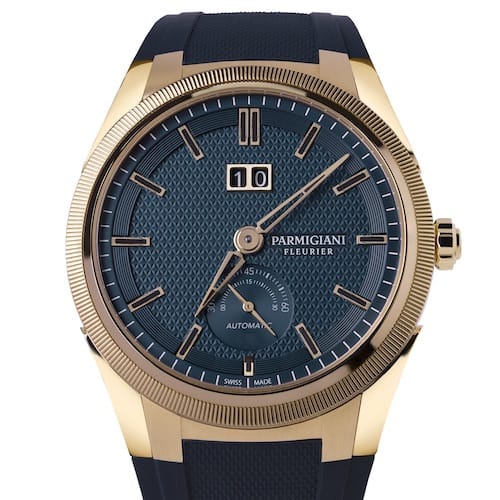 Parmigiani-Tonda-GT-Rosegold-Kautschukband Die Tonda GT im 18K Roségoldgehäuse mit blauem Zifferblatt und Kautschukband.