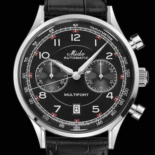 Der Chronograph ist auch mit schwarzem Zifferblatt im Edelstahlgehäuse erhältlich. Der Chronograph ist auch mit schwarzem Zifferblatt im Edelstahlgehäuse erhältlich.