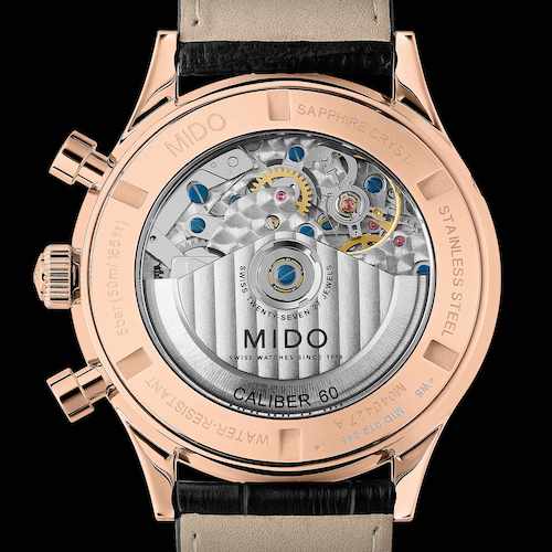 Der Glasbdoden ist sechsfach verschraubt. Der Glasbdoden ist sechsfach verschraubt.