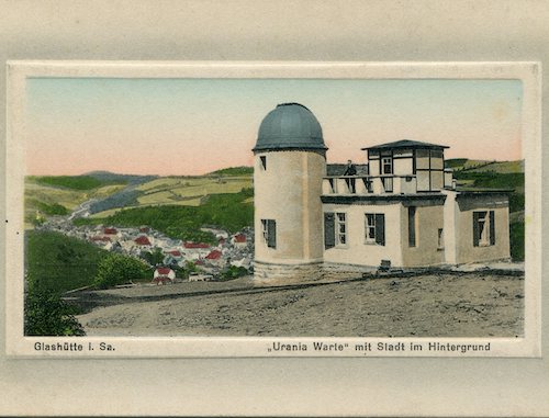 Urania Sternwarte mit Blick auf Glashütte