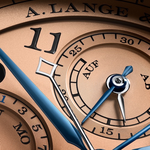 A. Lange & Söhne 421.056 1815 Rattrapante Auf Ab Anzeige Bei zwölf Uhr befindet sich die Gangreserveanzeige und der Minutenzähler.