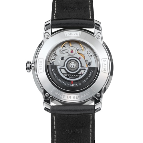 Hanhart Pioneer Silva Sellita SW 200 Der Rotor des Sellita SW 200 ist mit dem skelettierten Hanhart-Logo versehen.