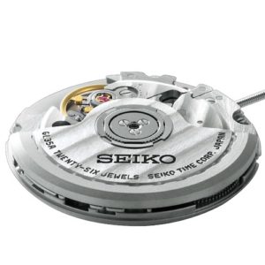 Das automatische Seiko Kaliber 6L35 bietet eine Gangautonomie von 45 Stunden.
