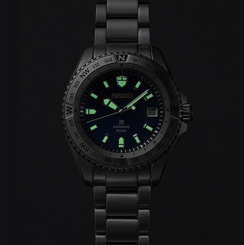 Seiko Prospex Land SLA071J1 Nacht Alle Indizes und Zeiger sind mit einer nachtleuchtenden Lumibrite-Beschichtung versehen.