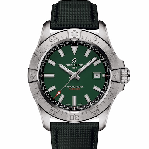 Breitling Avenger Automatic GMT 44 Das bombierte Saphirglas ist beidseitig entspiegelt. Der Stahlboden ist massiv.