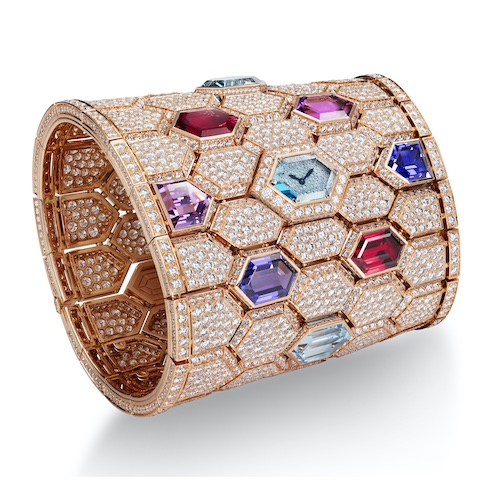 Bulgari Serpenti Cleopatra GPHG 2023 Die Bulgari Serpenti Cleopatra wurde in der Kategorie Schmuckuhren ausgezeichnet.