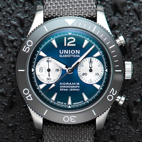 Union Glashütte D012.927.18.097.00 Noramis Chronograph Sport Der Noramis Chronograph von Union Glashütte besitzt eine schwarze Drehlünette aus Keramik.