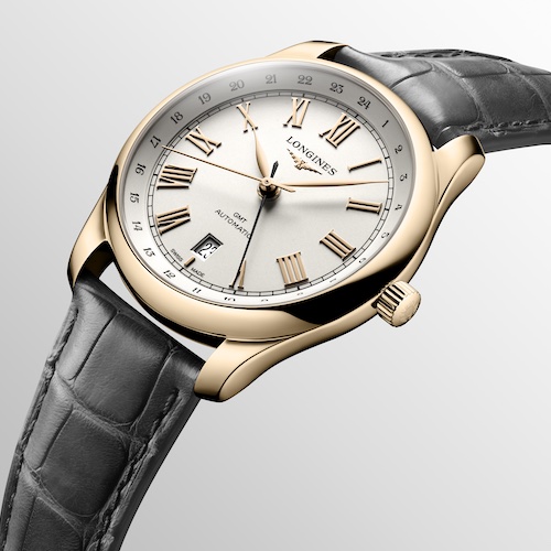 Longines Master Collection GMT Roségold L2.844.8.71.2 Die goldene Krone ist mit dem geprägten Logo der geflügelten Sanduhr versehen.