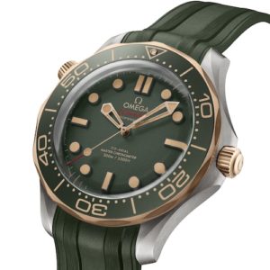 Für die Omega Seamaster Diver 300M ist auch ein grünes Kautschukarmband erhältlich.