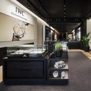IWC Boutique Hamburg Vitrinen