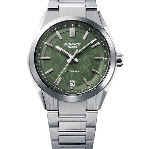 Casio EFK-100D-2A_front_gruen Das Zifferblatt der Casio EFK-100D-3A ist mit dem Look von geschmiedetem Karbon versehen.