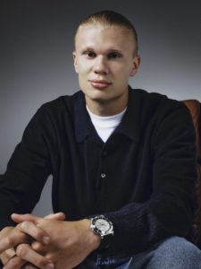 Die Kollektion wurde gemeinsam mit dem Profifussballer Erling Haaland entworfen.