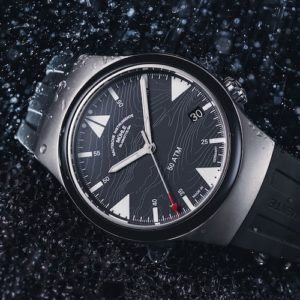 Der Mühle Glashütte S.A.R. Mission Timer 160 Jahre DGzRS besitzt eine Keramiklünette.