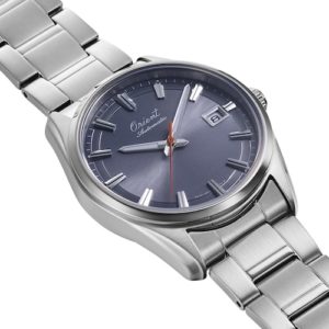 Die Indizes der Orient Stretto Jubiläumsmodelle sind keilförmig gestaltet.