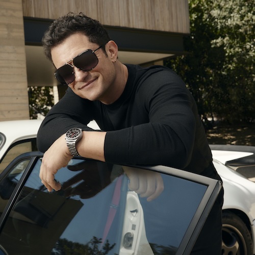 Orlando Bloom wurde im Jahr 2025 zum Brand Ambassador von Porsche Design für Uhren und Sonnenbrillen ernannt.