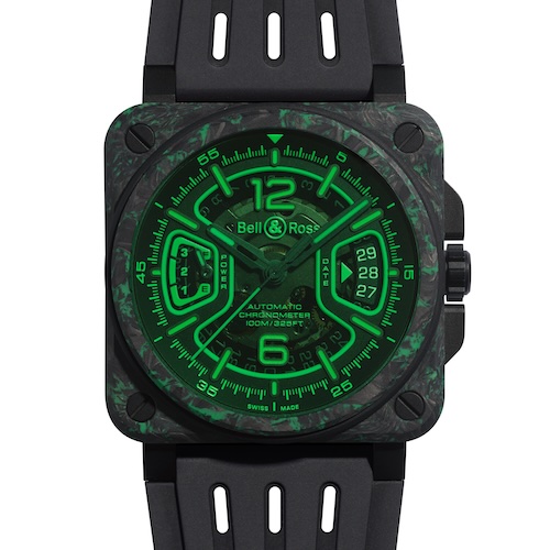 Das Gehäuse aus Verbundwerkstoff und geschwärztem Titan hat eine Kantenlänge von 41 Millimetern.