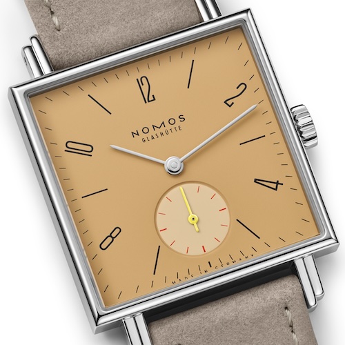 Nomos Glashuette Tetra Origins Ochra Das Ocker der Tetra Origins Ochra bringt einen tiefen Goldton auf das Zifferblatt.