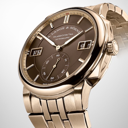 A_Lange_und_Soehne_Odysseus_Honeygold-2025 Im Jahr 2025 erschien die A. Lange & Söhne Odysseus erstmals in einem Gehäuse und einem Armband aus Money-Gold.