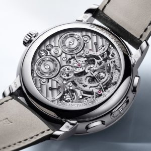 Das Kaliber 15GSQ besitzt zwei Federhäuser mit separaten Gangreserveanzeigen.