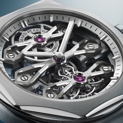 Das Kaliber GP9620 ist mit 418 handpolierten Abschrägungen versehen, von denen 362 Innenwinkel sind.