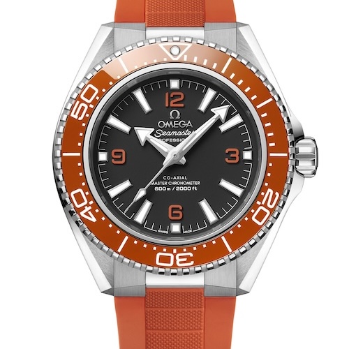 Omega Seamaster Planet Ocean Orange Kautschuk Die Omega Seamaster Planet Ocean ist mit einem neuen Orange-Ton ausgestattet.